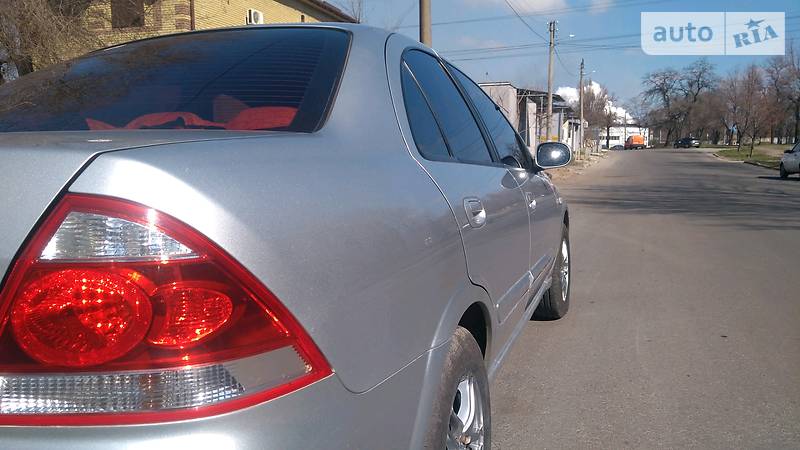 Седан Nissan Almera Classic 2011 в Запоріжжі