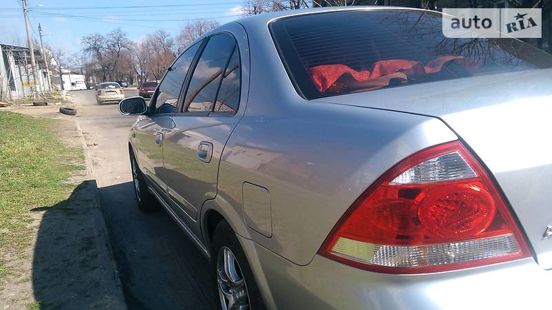 Седан Nissan Almera Classic 2011 в Запоріжжі