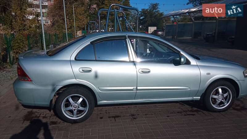 Седан Nissan Almera Classic 2007 в Днепре