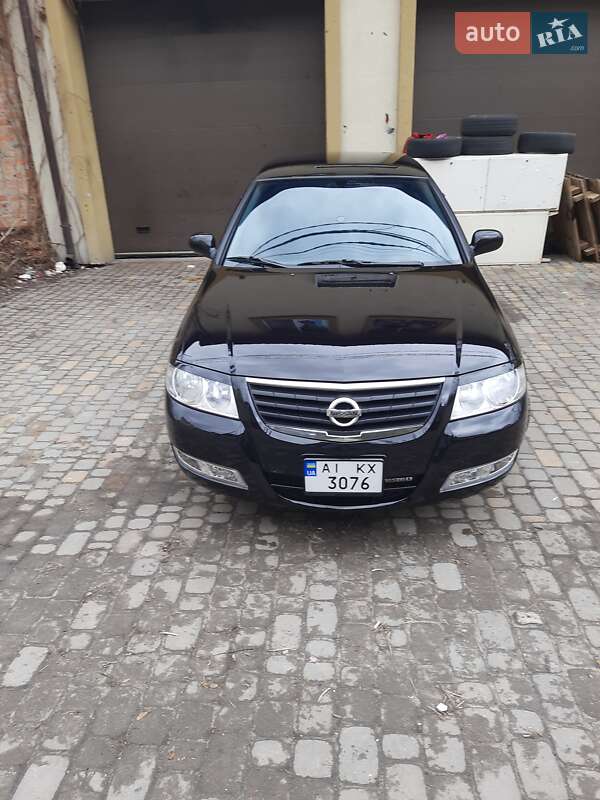Седан Nissan Almera Classic 2012 в Києві