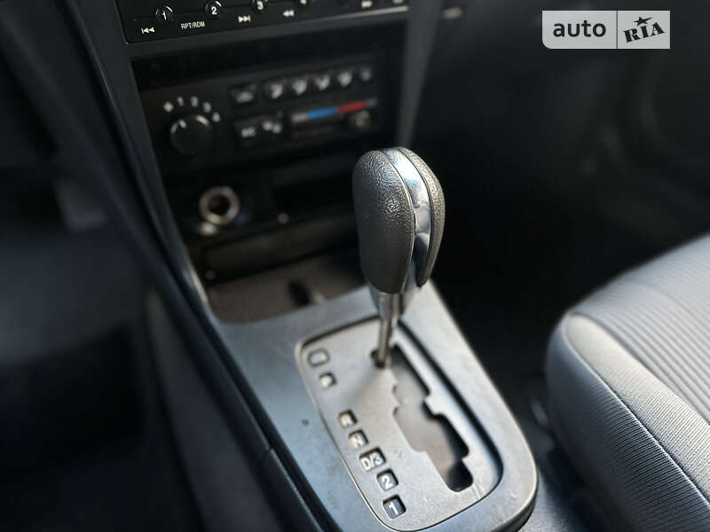 Седан Nissan Almera Classic 2007 в Киеве