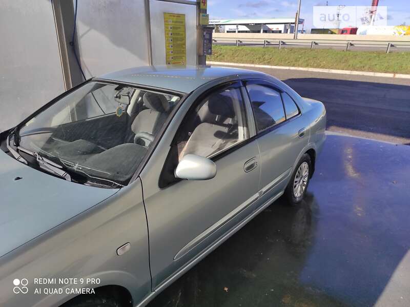 Седан Nissan Almera Classic 2008 в Києві