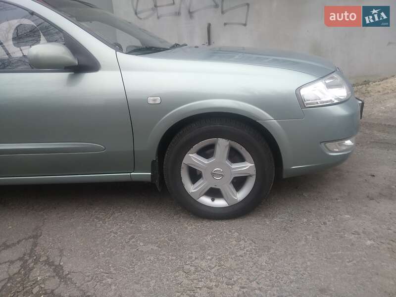 Седан Nissan Almera Classic 2006 в Киеве