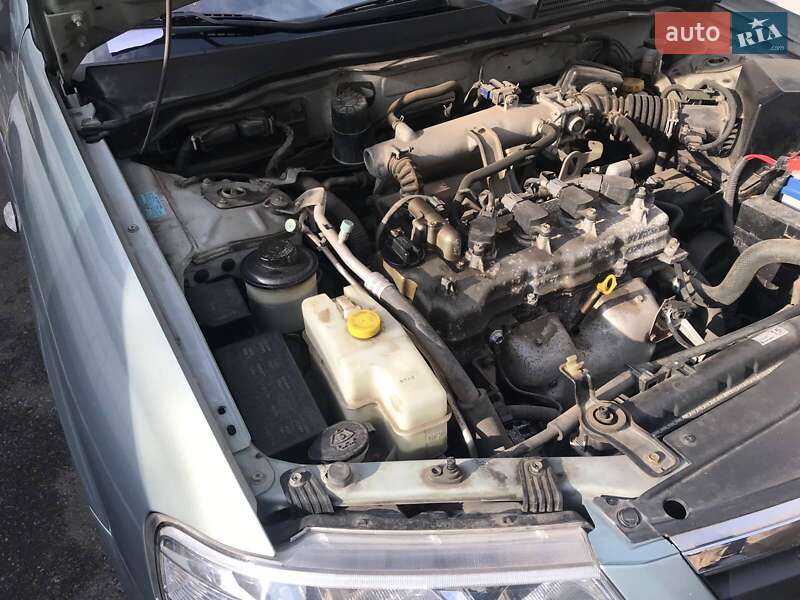 Седан Nissan Almera Classic 2006 в Киеве