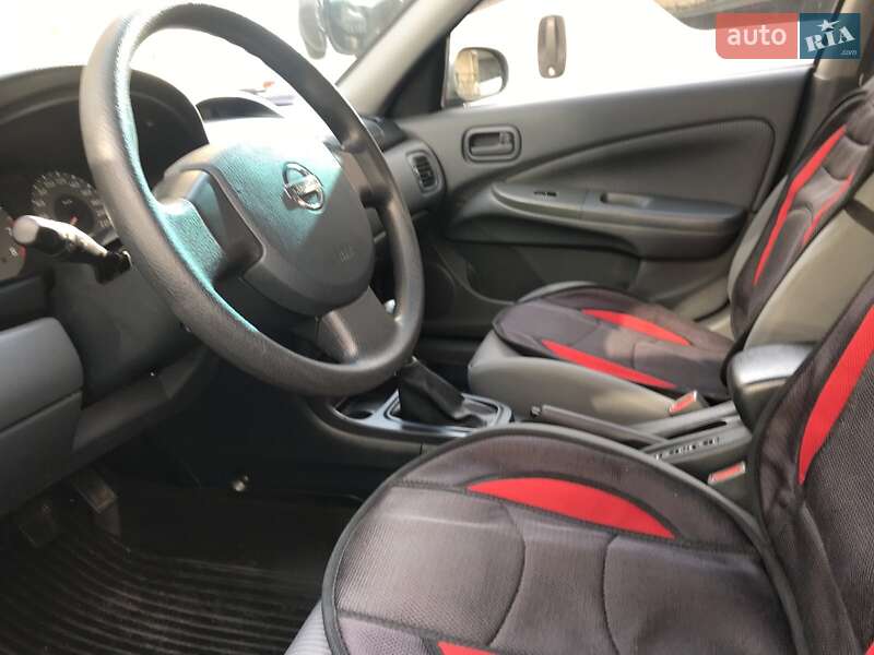 Седан Nissan Almera Classic 2006 в Киеве