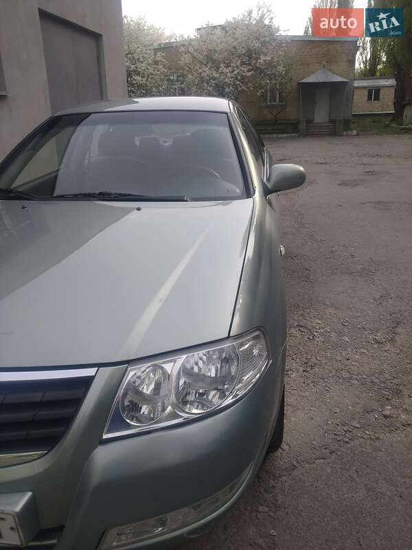 Седан Nissan Almera Classic 2006 в Киеве