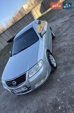 Седан Nissan Almera Classic 2006 в Черкассах