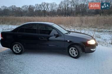 Седан Nissan Almera Classic 2008 в Тернополі