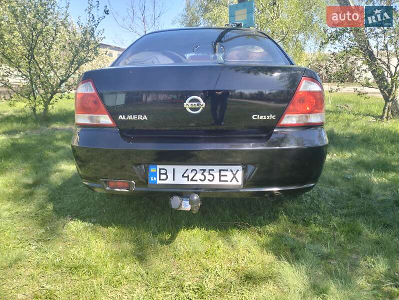 Седан Nissan Almera Classic 2007 в Полтаве