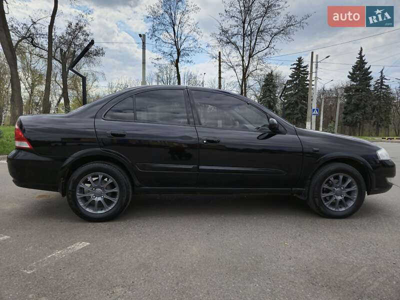 Седан Nissan Almera Classic 2007 в Черкасах