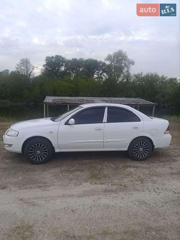 Седан Nissan Almera Classic 2006 в Шишаках