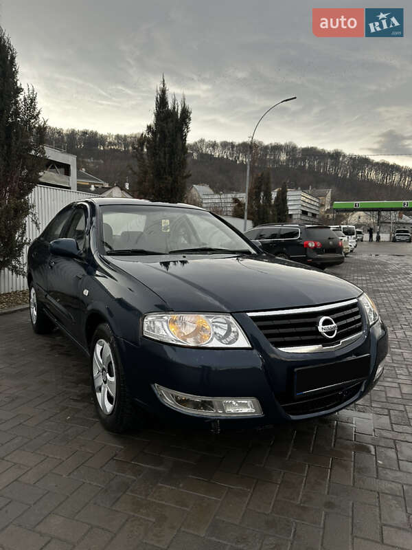 Седан Nissan Almera Classic 2008 в 