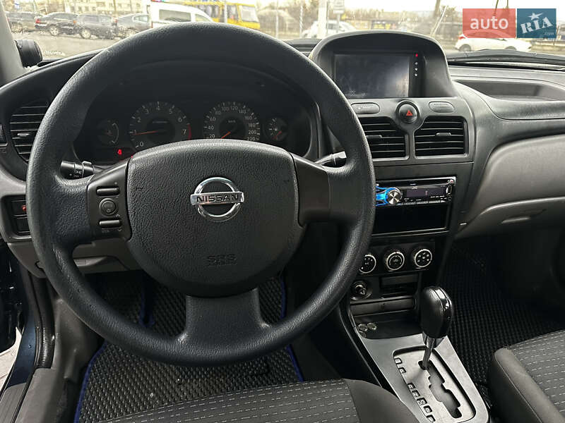 Седан Nissan Almera Classic 2008 в Черновцах