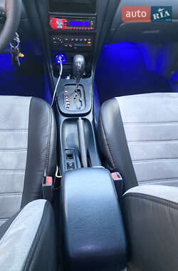Седан Nissan Almera Classic 2006 в 