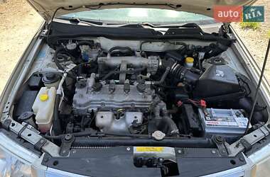 Седан Nissan Almera Classic 2006 в 
