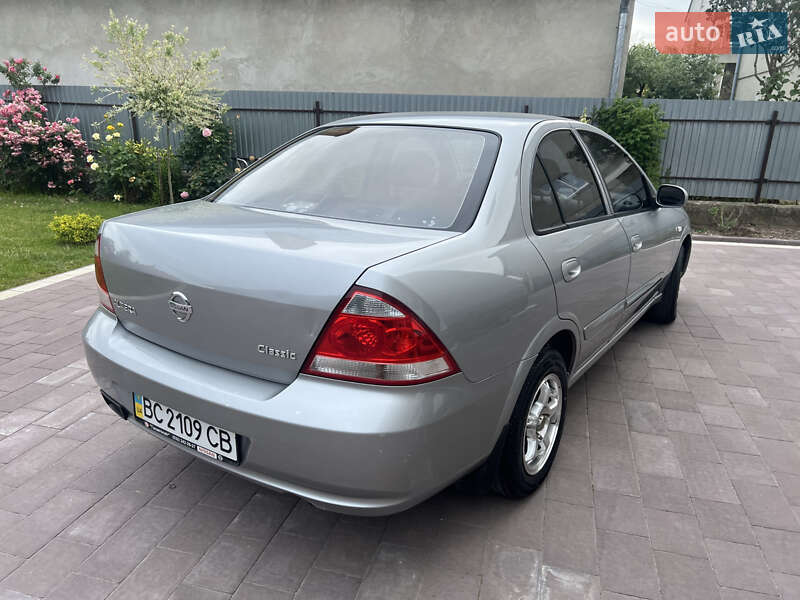 Седан Nissan Almera Classic 2008 в Куликові