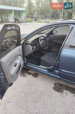Седан Nissan Almera Classic 2008 в 