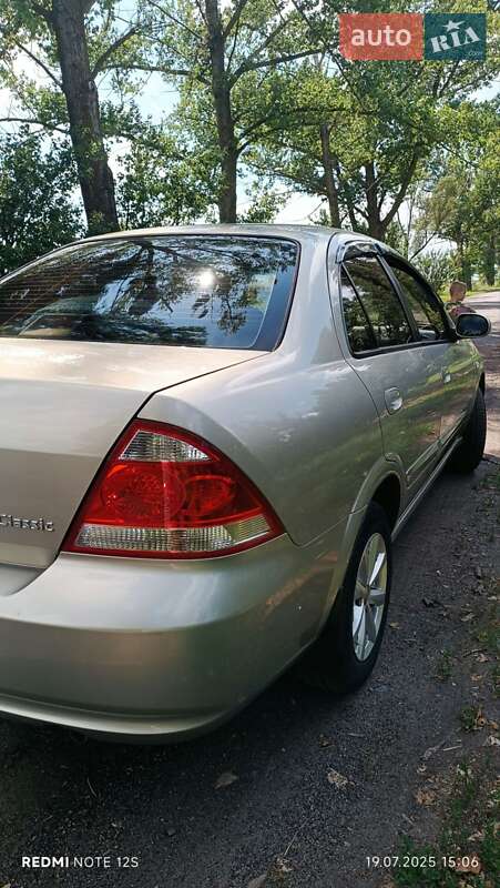 Седан Nissan Almera Classic 2008 в Золотоноше
