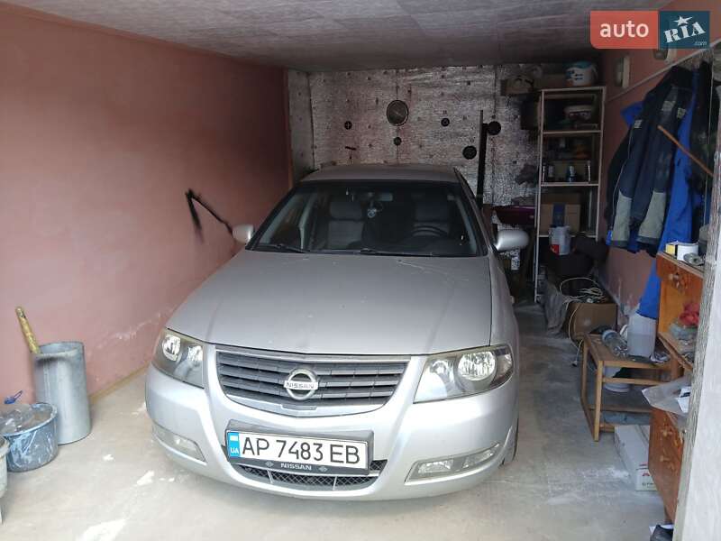 Седан Nissan Almera Classic 2011 в Запоріжжі
