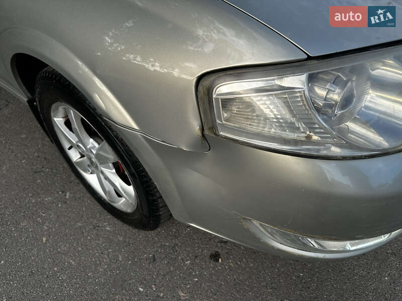 Седан Nissan Almera Classic 2006 в Киеве