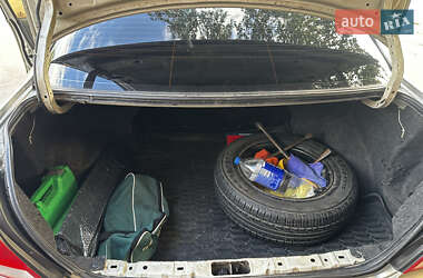Седан Nissan Almera Classic 2006 в 
