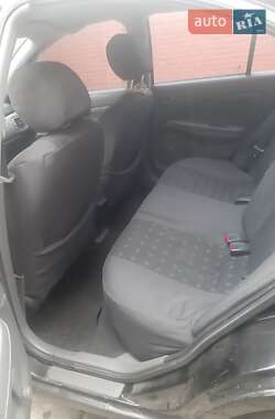 Седан Nissan Almera Classic 2010 в 