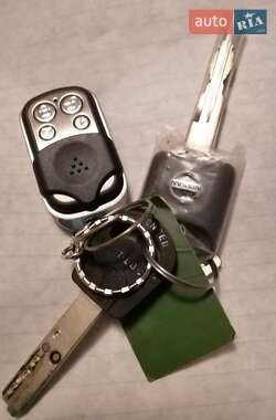 Седан Nissan Almera Classic 2010 в 