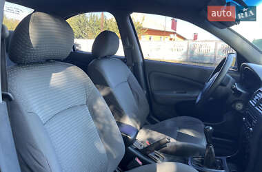 Седан Nissan Almera Classic 2007 в 