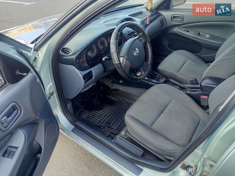 Седан Nissan Almera Classic 2007 в Каменец-Подольском фото 5 Седан Nissan Almera Classic 2007 в Каменец-Подольском