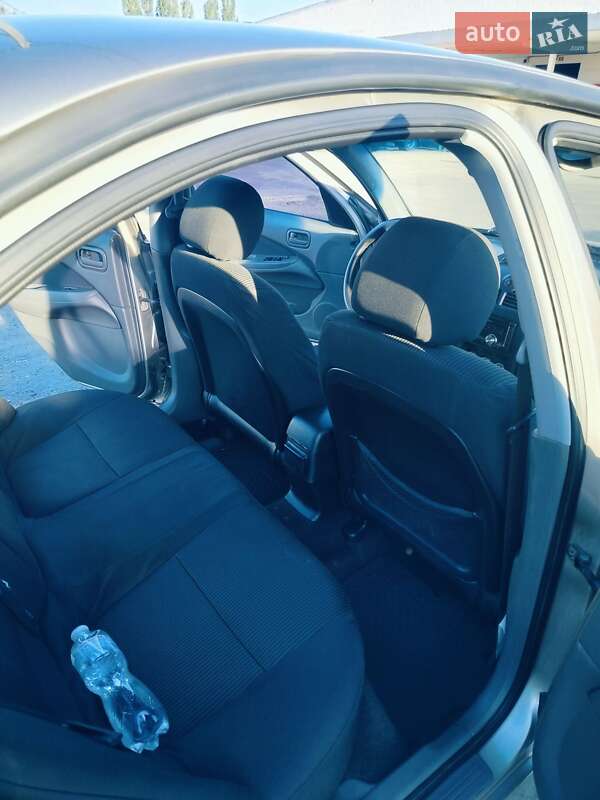 Седан Nissan Almera Classic 2011 в Прилуках фото 7 Седан Nissan Almera Classic 2011 в Прилуках