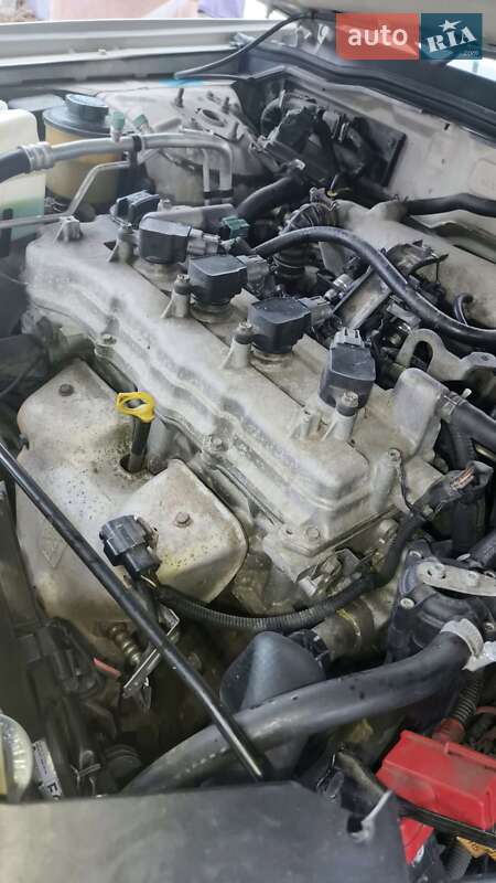 Седан Nissan Almera Classic 2008 в Остроге