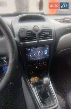 Седан Nissan Almera Classic 2006 в Харькове