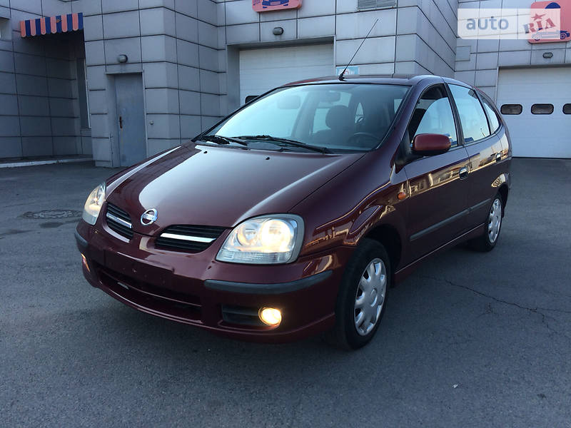 Минивэн Nissan Almera Tino 2004 в Днепре