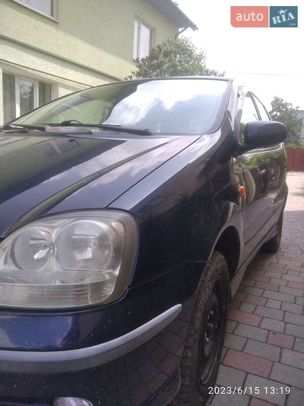 Минивэн Nissan Almera Tino 2005 в Львове