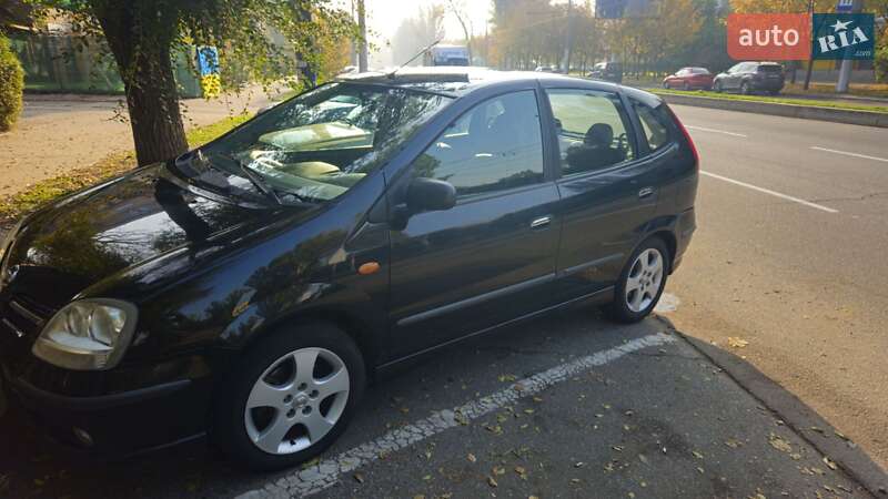 Минивэн Nissan Almera Tino 2003 в Запорожье