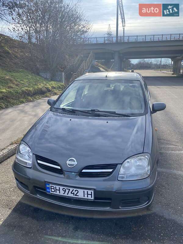 Мінівен Nissan Almera Tino 2004 в Одесі