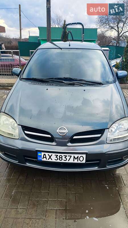 Минивэн Nissan Almera Tino 2005 в Лозовой