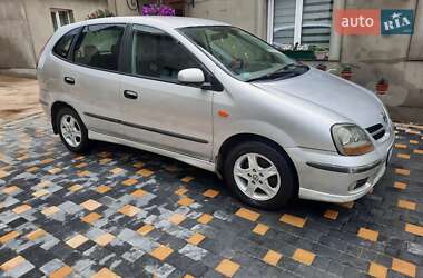 Минивэн Nissan Almera Tino 2000 в Залещиках