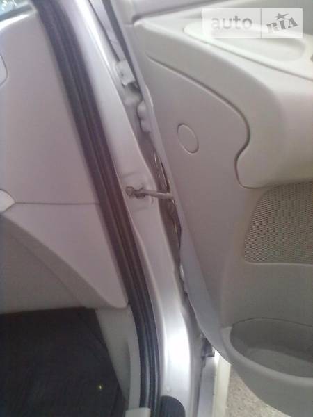 Хетчбек Nissan Almera 2001 в Ізмаїлі