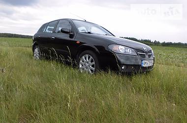 Хэтчбек Nissan Almera 2004 в Житомире