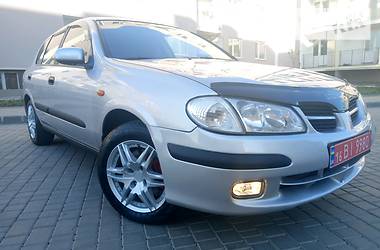 Хэтчбек Nissan Almera 2002 в Одессе