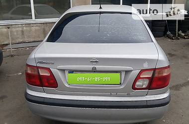 Седан Nissan Almera 2001 в Одессе