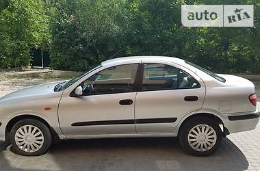 Седан Nissan Almera 2003 в Вінниці