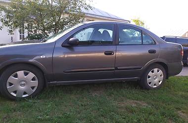 Седан Nissan Almera 2004 в Чернівцях