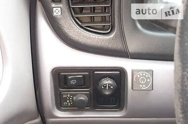 Седан Nissan Almera 2005 в 
