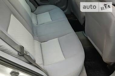 Седан Nissan Almera 2004 в 