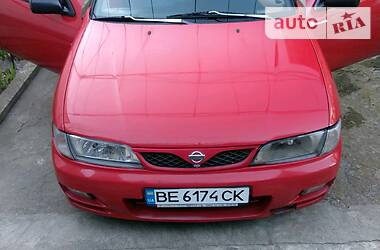 Хетчбек Nissan Almera 1996 в 