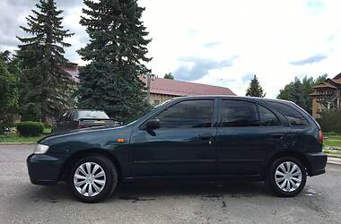 Хетчбек Nissan Almera 1996 в 