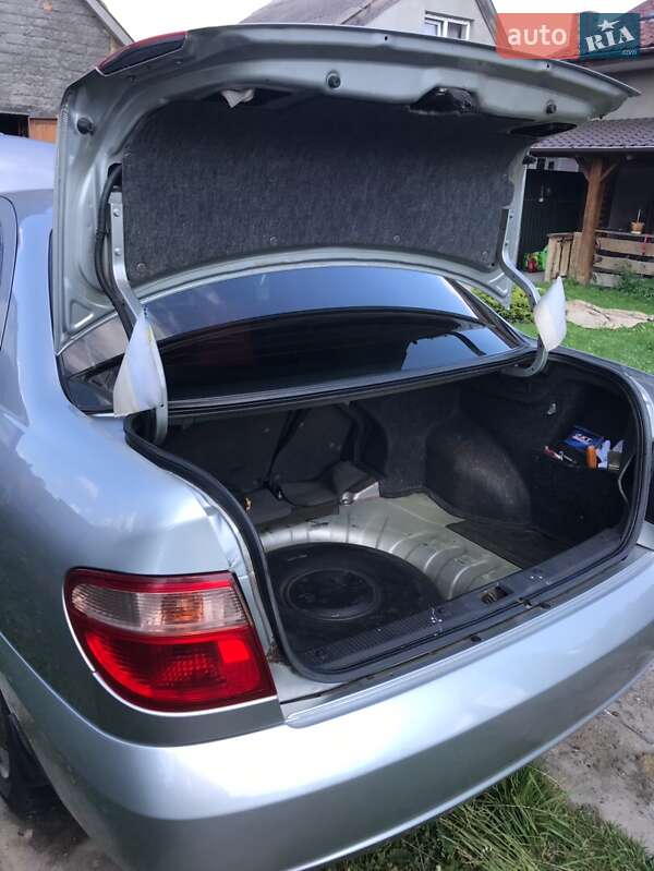 Седан Nissan Almera 2006 в Луцке фото 6 Седан Nissan Almera 2006 в Луцке