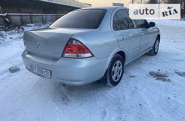 Седан Nissan Almera 2006 в Киеве